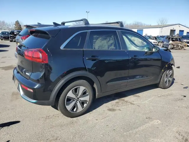 2018 KIA NIRO LX