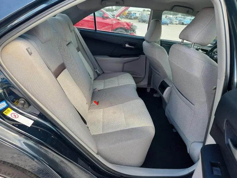 2014 TOYOTA CAMRY LE  