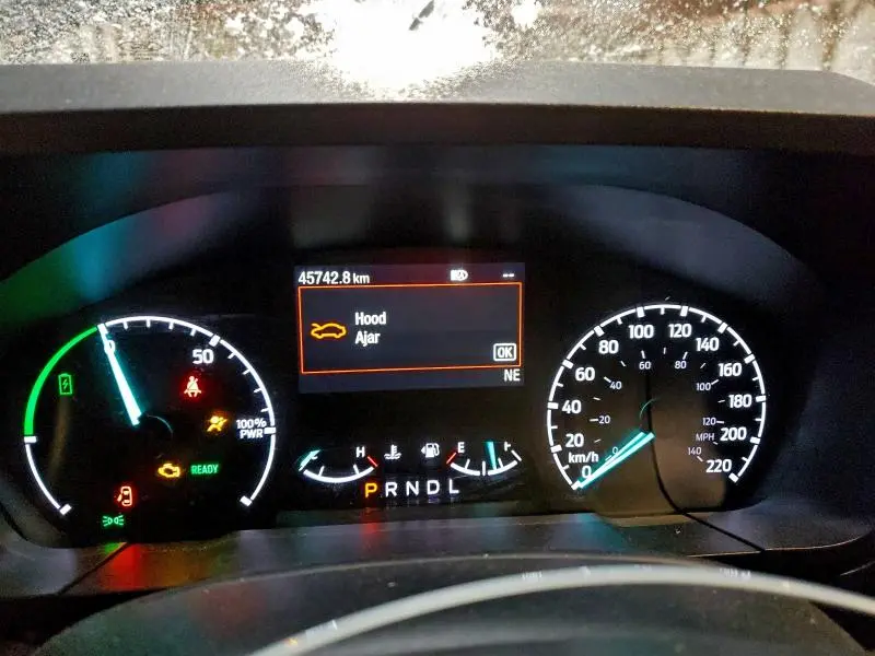 2023 FORD MAVERICK XL  