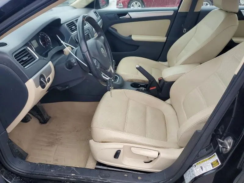 2014 VOLKSWAGEN JETTA SE  