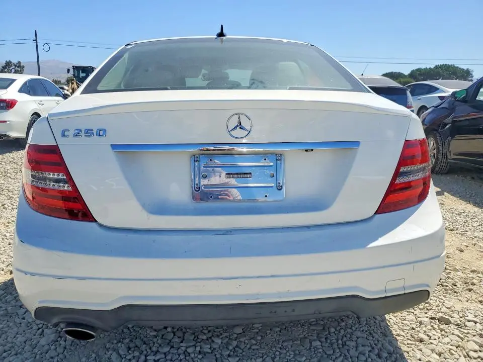 2013 MERCEDES-BENZ C 250  