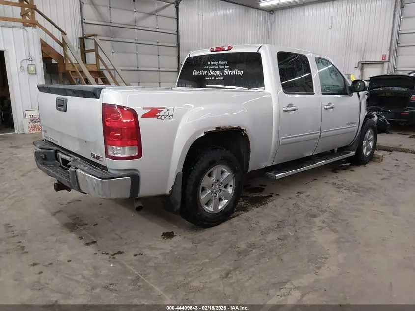 2011 GMC SIERRA 1500 SLE