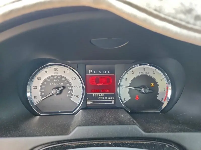 2010 JAGUAR XF PREMIUM  