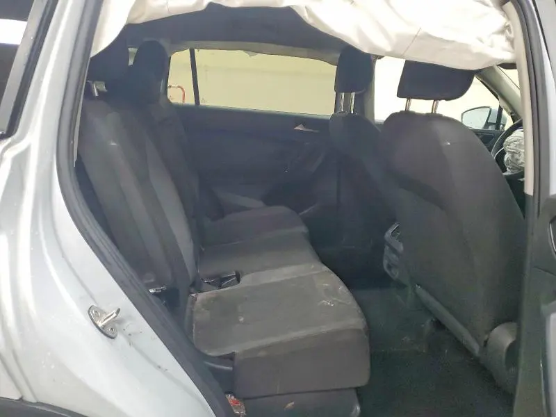 2018 VOLKSWAGEN TIGUAN S  