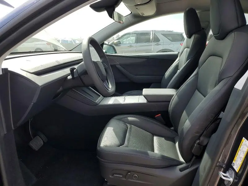 2026 TESLA MODEL Y   
