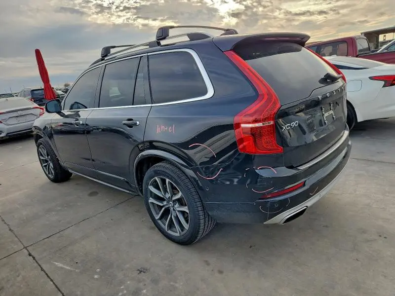2017 VOLVO XC90 T6  