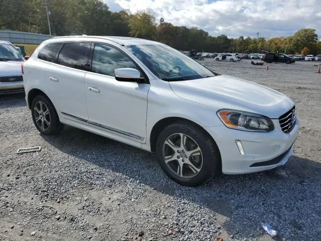 2015 VOLVO XC60 T6 PREMIER  