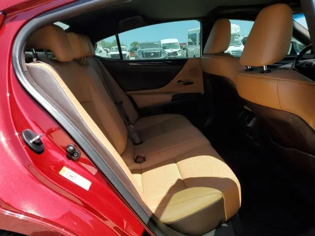 2019 LEXUS ES 350