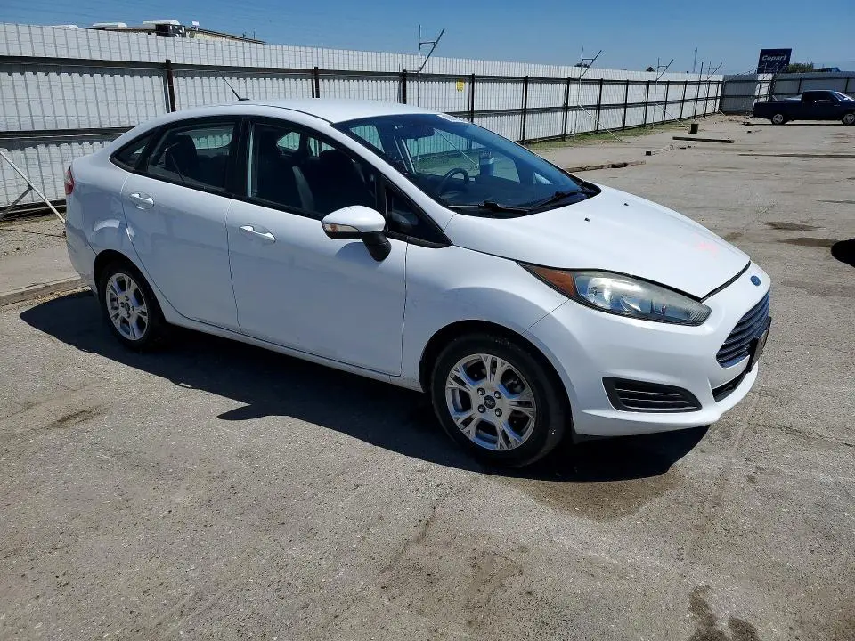 2015 FORD FIESTA SE  