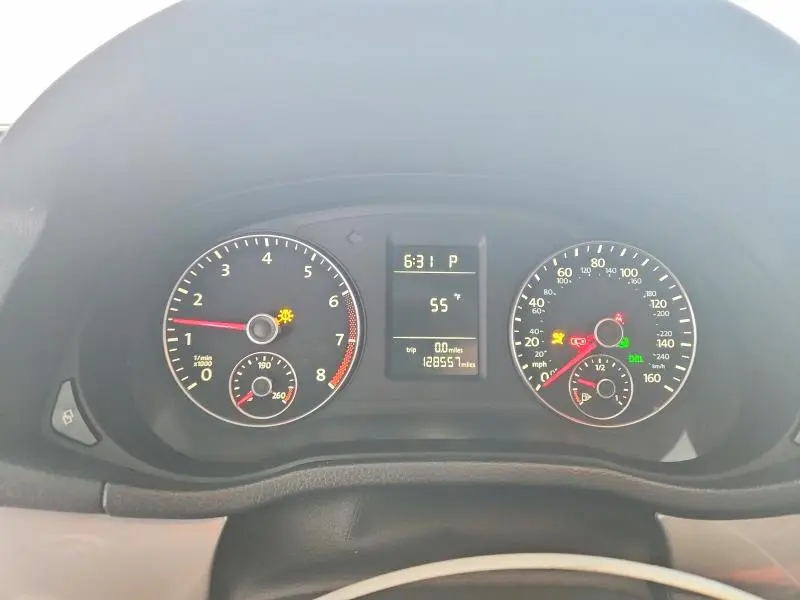 2012 VOLKSWAGEN PASSAT S  