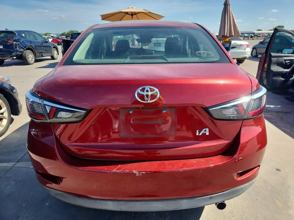 2017 TOYOTA YARIS IA BASE  