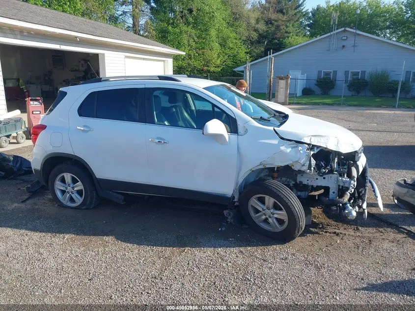 2017 CHEVROLET TRAX LT