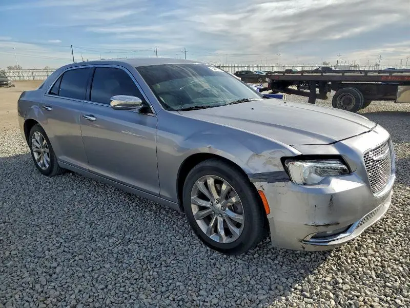 2016 CHRYSLER 300C   