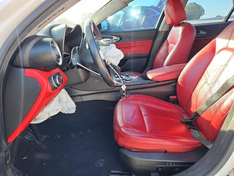 2021 ALFA ROMEO GIULIA SPORT  