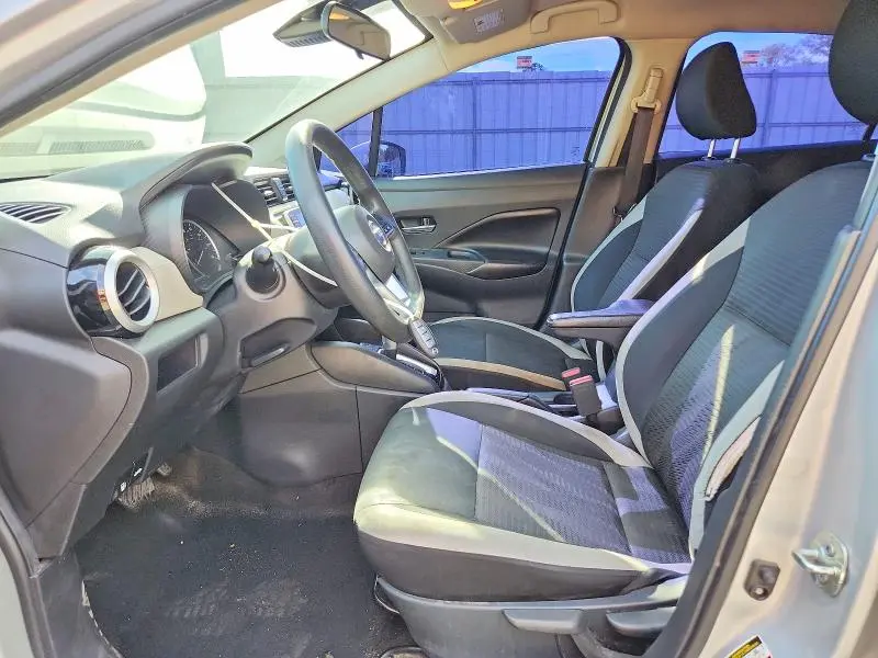 2020 NISSAN VERSA SV  