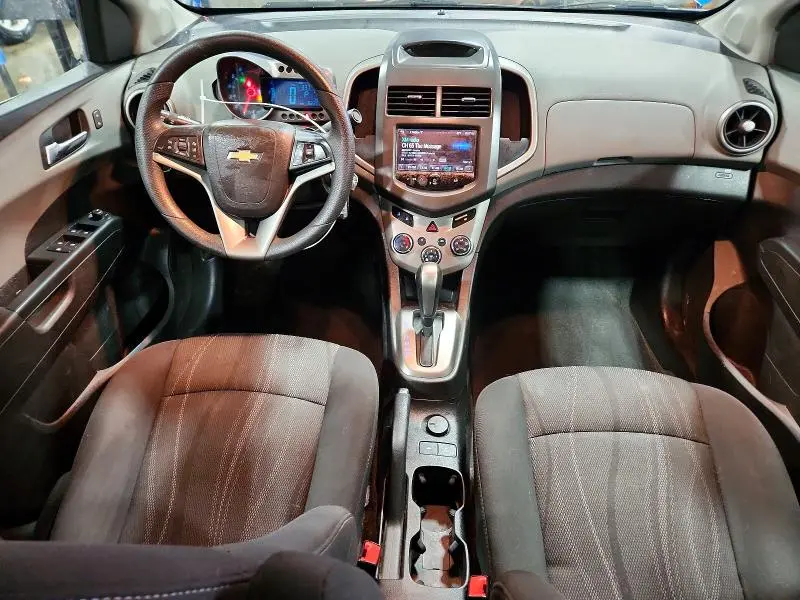 2016 CHEVROLET SONIC LT  