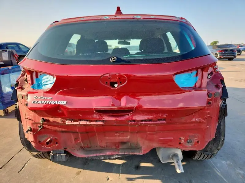 2018 HYUNDAI ELANTRA GT   
