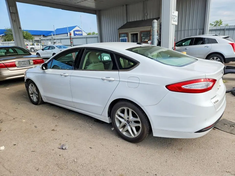 2016 FORD FUSION SE  
