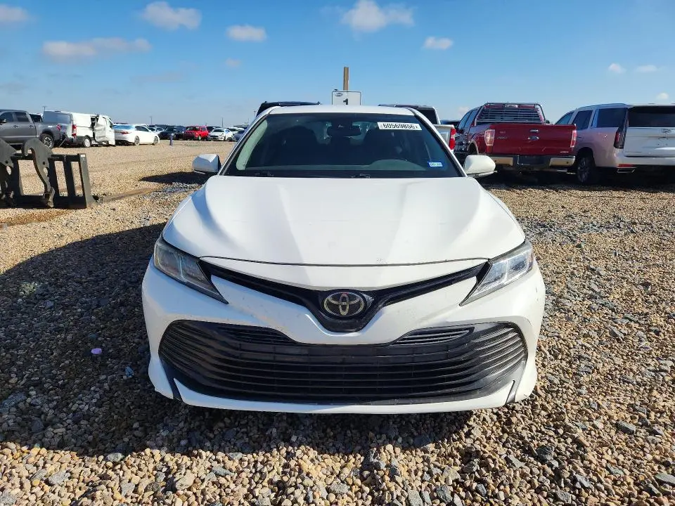 2018 TOYOTA CAMRY LE  