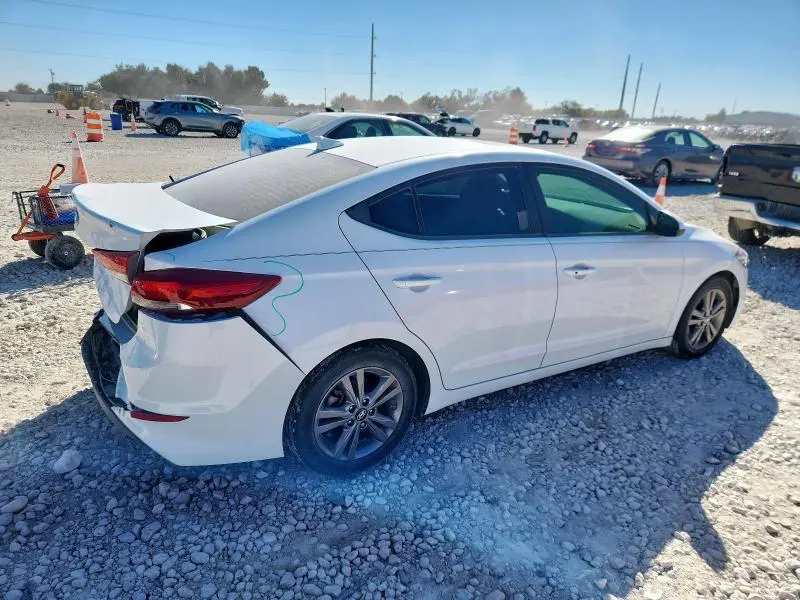 2018 HYUNDAI ELANTRA SEL  