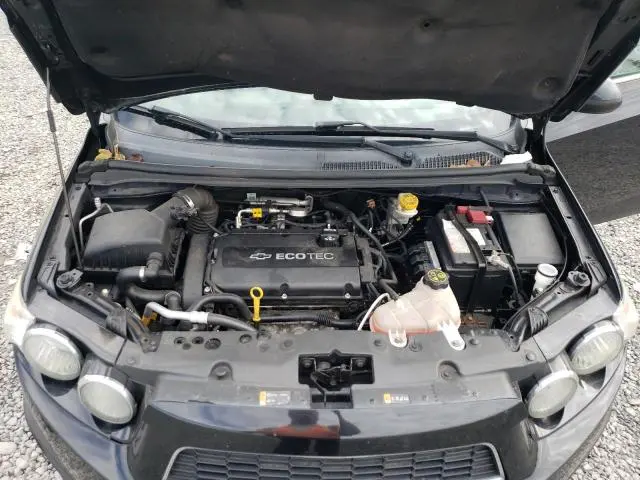 2016 CHEVROLET SONIC LT  