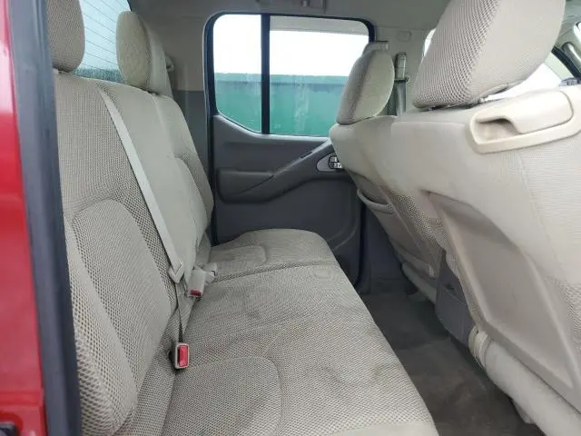 2010 NISSAN FRONTIER CREW CAB SE  