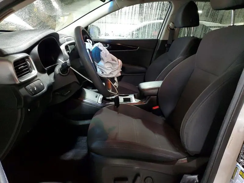 2019 KIA SORENTO LX V6  