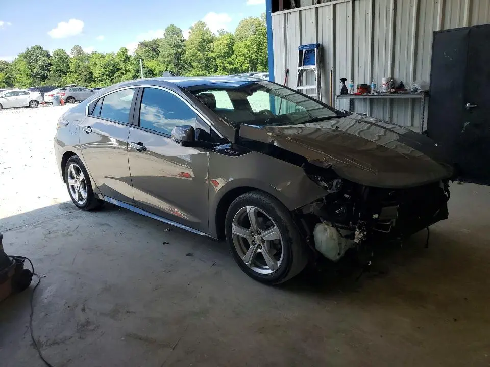 2017 CHEVROLET VOLT LT  
