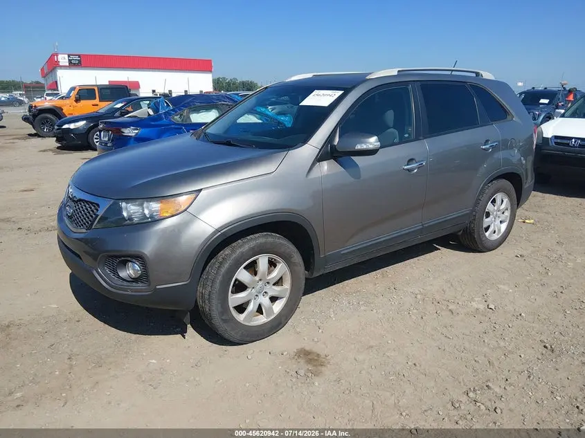 2012 KIA SORENTO LX