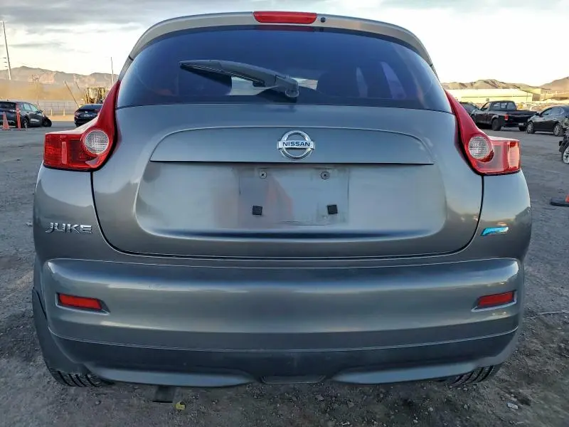 2013 NISSAN JUKE S  