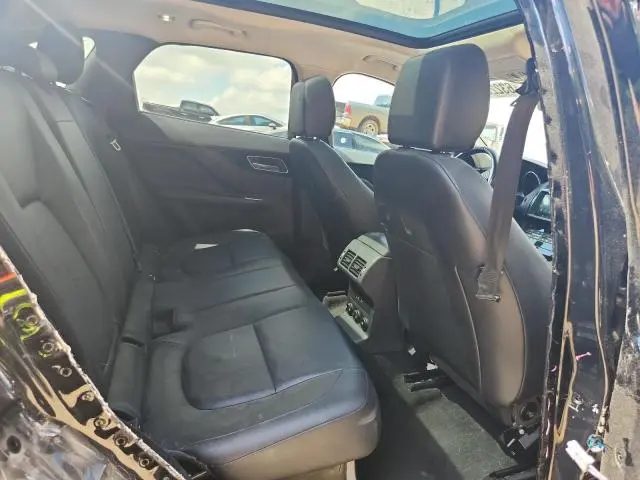 2020 JAGUAR F-PACE PREMIUM  