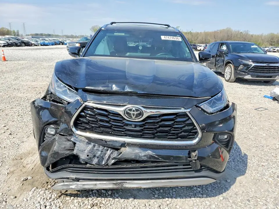 2021 TOYOTA HIGHLANDER PLATINUM  