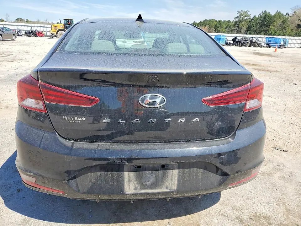 2019 HYUNDAI ELANTRA SEL  