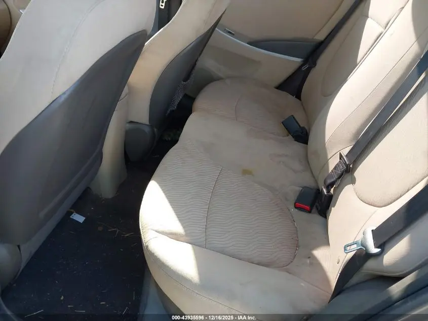 2012 HYUNDAI ACCENT GLS