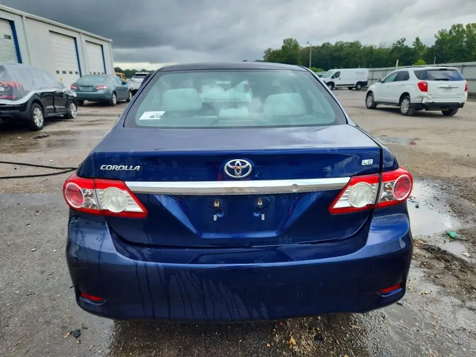 2013 TOYOTA COROLLA LE  