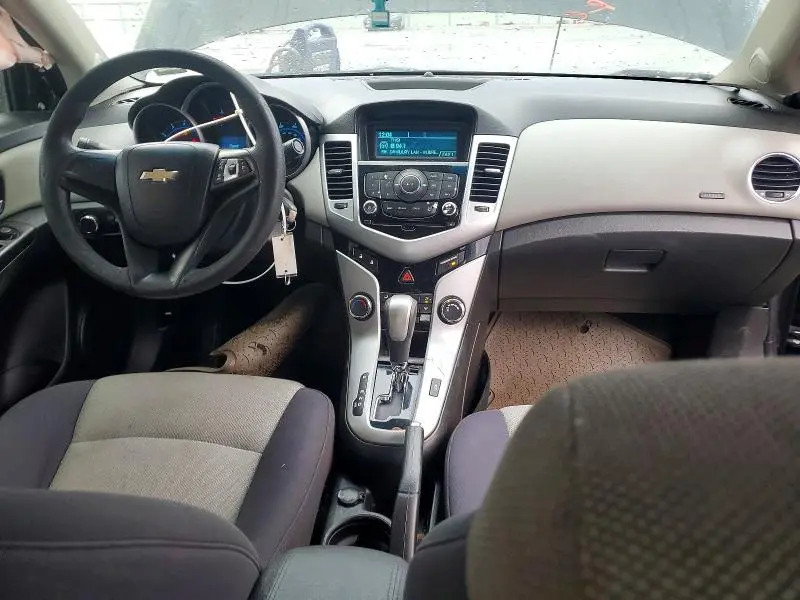 2012 CHEVROLET CRUZE LS  