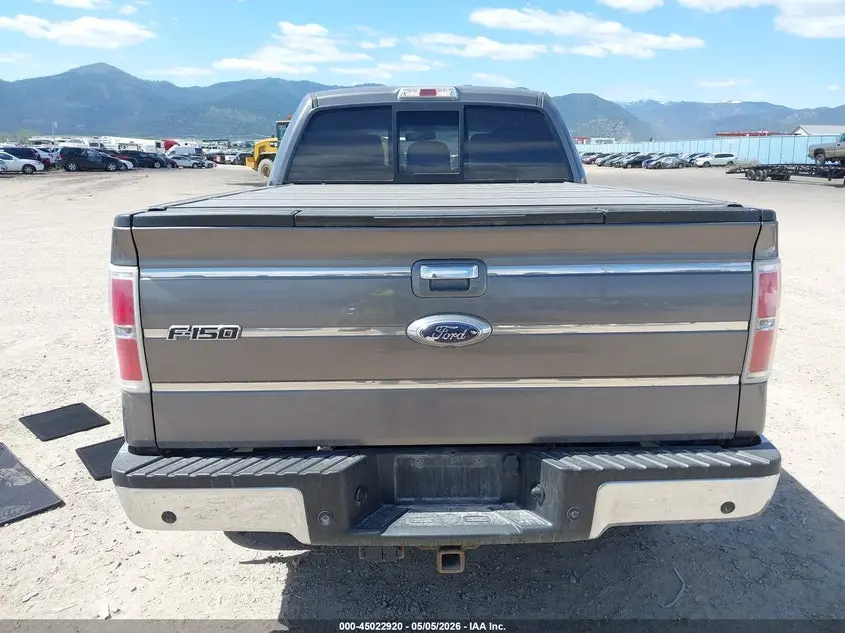 2011 FORD F-150 LARIAT