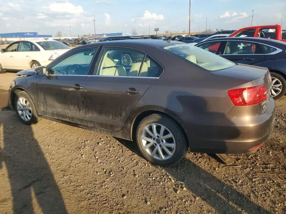 2013 VOLKSWAGEN JETTA SE  