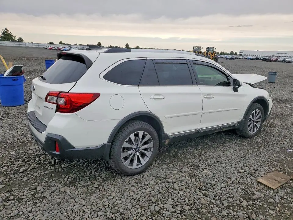 2018 SUBARU OUTBACK TOURING  
