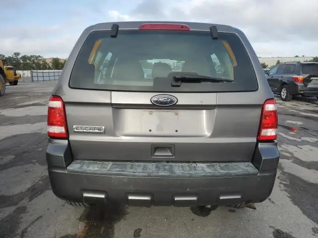 2010 FORD ESCAPE XLS  