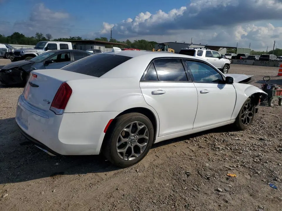 2015 CHRYSLER 300   
