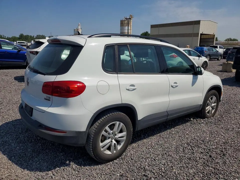 2016 VOLKSWAGEN TIGUAN S  