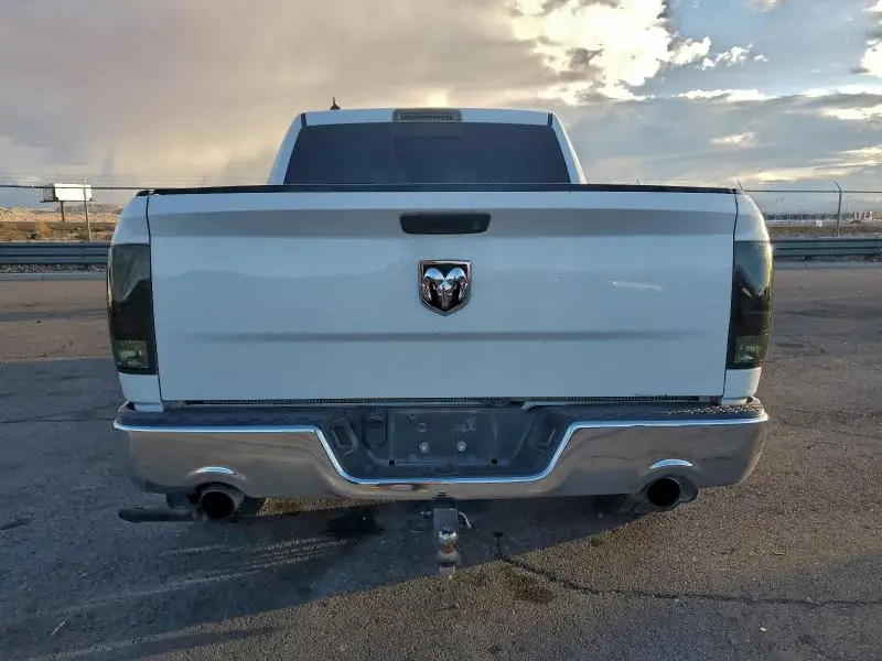 2018 RAM 1500 SLT  