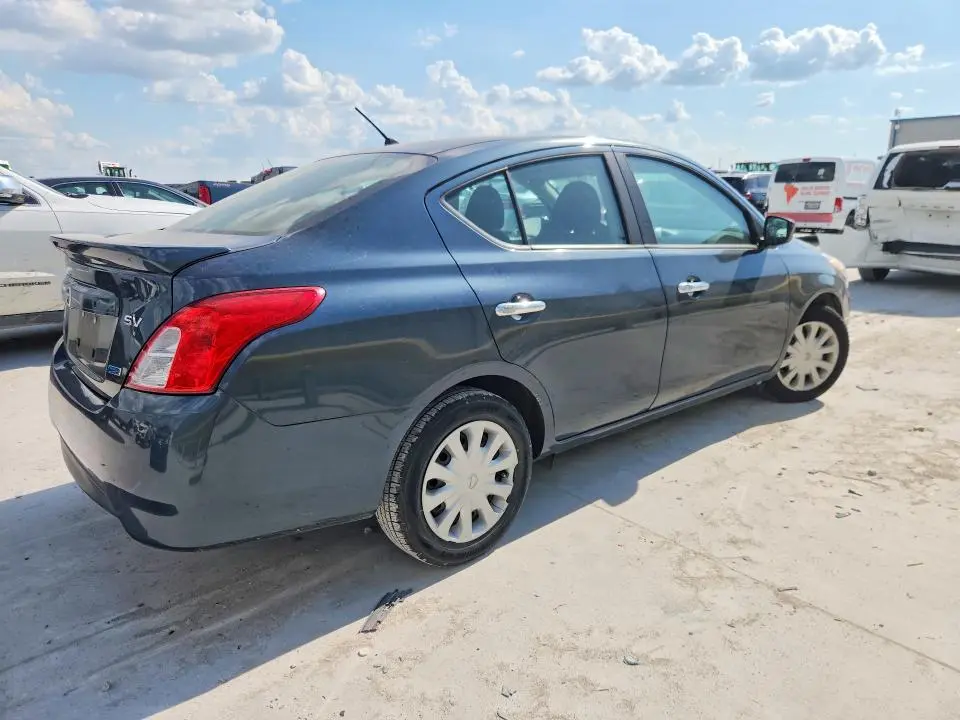 2015 NISSAN VERSA 1.6 SV  