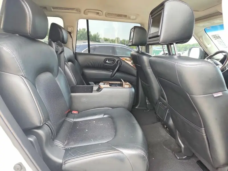 2015 INFINITI QX80 BASE  