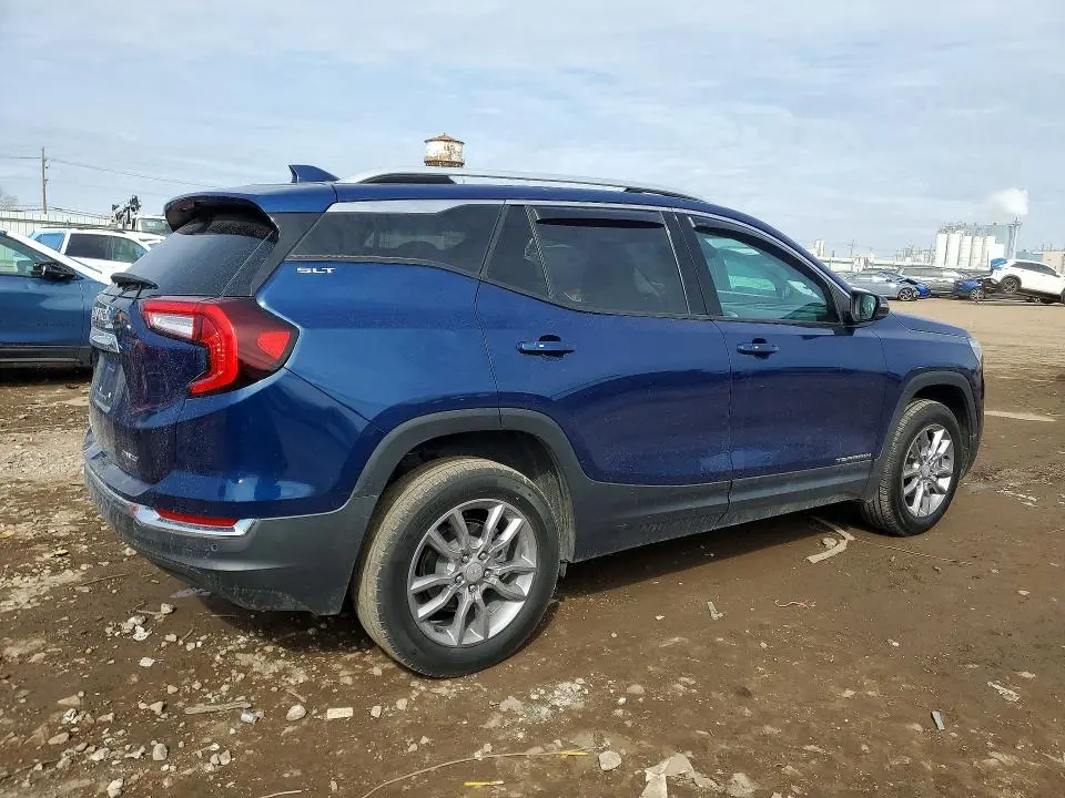 2022 GMC TERRAIN SLT  