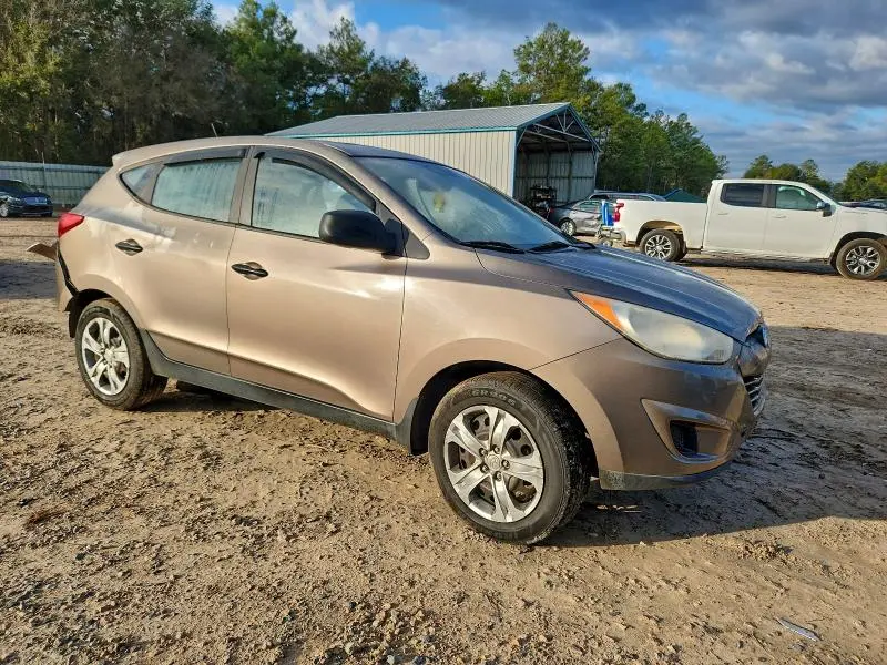 2010 HYUNDAI TUCSON GLS  