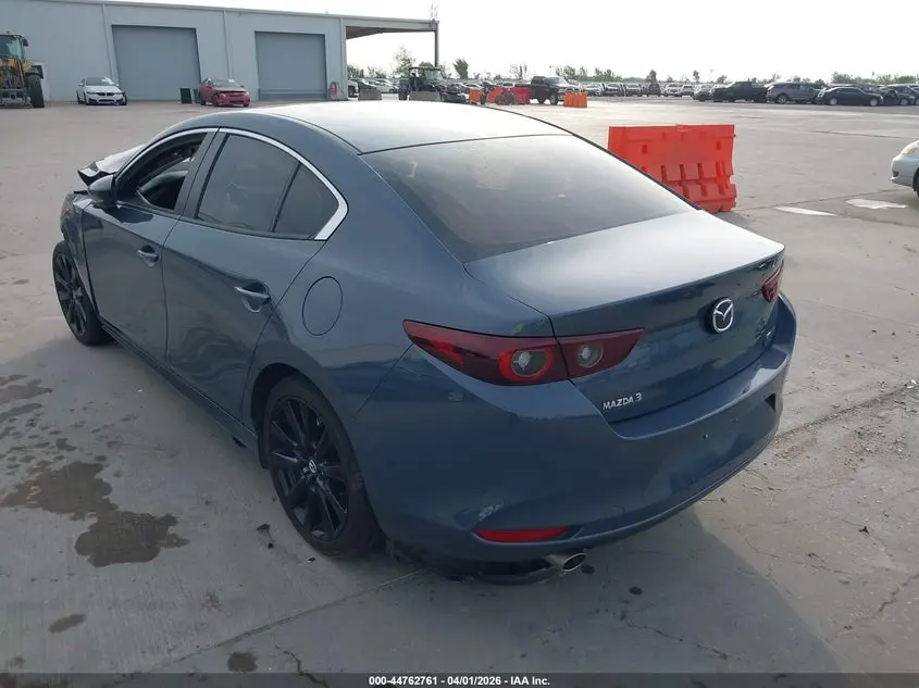 2022 MAZDA MAZDA3 CARBON EDITION