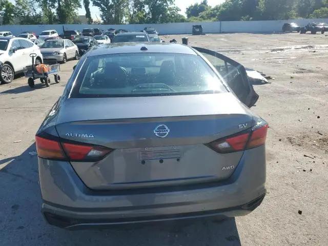 2022 NISSAN ALTIMA SV  