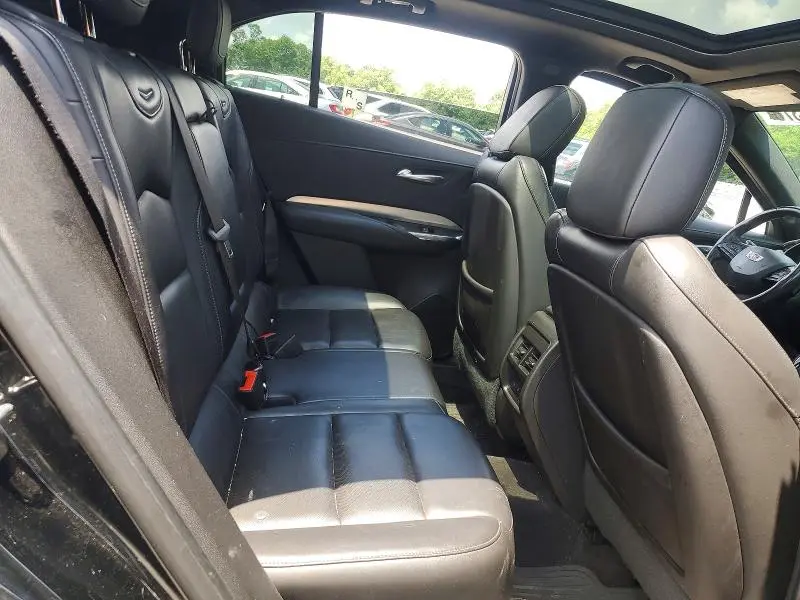 2019 CADILLAC XT4 PREMIUM LUXURY  
